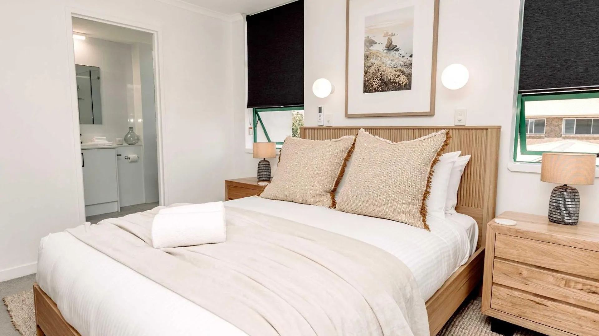 Headlands Beachside Retreat - 50 Metres To Beach Alexandra Headland Apartment
