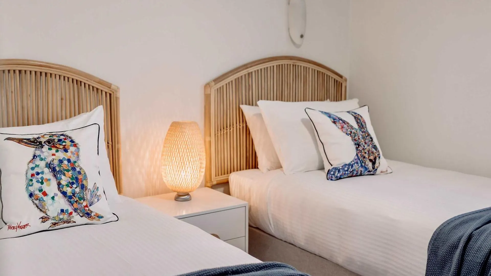 Apartment Headlands Beachside Retreat - 50 Metres To Beach Alexandra Headland